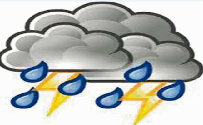 आज भी छाये रहेंगे बादल, पटाखों से होनेवाला प्रदूषण खतरनाक