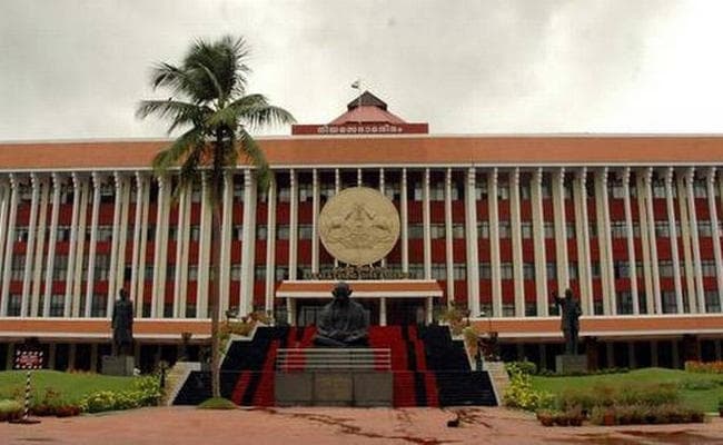 केरल विधानसभा के 16वें सत्र के पहले दिन नये विधायक लेंगे शपथ