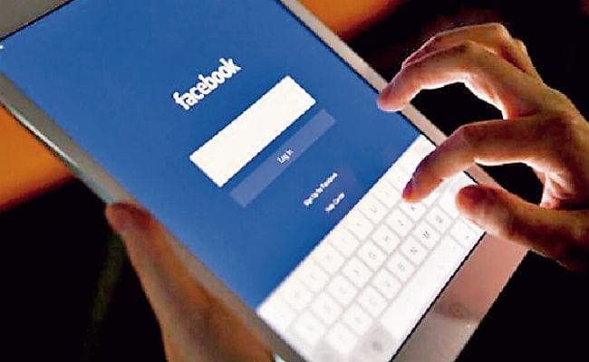 फेसबुक की समाचार सेवा शुरू, यूजर्स पढ़ सकेंगे खबरें