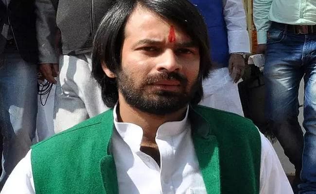 यमुना जल पीने से बिहार के बीमार श्रद्धालुओं को देख मोदी सरकार पर बरसे तेजप्रताप