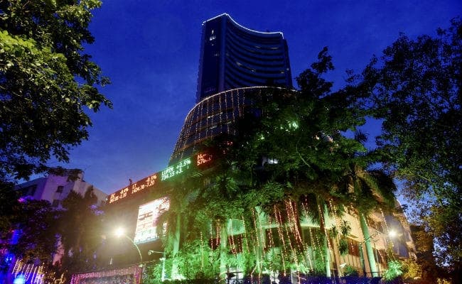 शेयर बाजारों में सम्वत 2076 की अच्छी रही शुरुआत, मुहूर्त कारोबार में 192 अंक चढ़ा सेंसेक्स