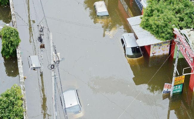 पटना : बाढ़ से खराब गाड़ियों का क्लेम सेटलमेंट 30 दिनों में