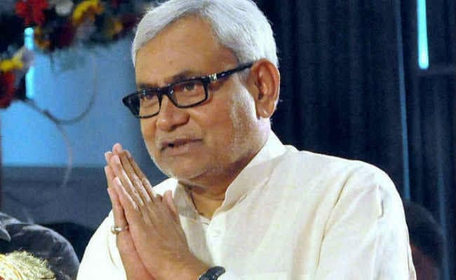 मुख्यमंत्री नीतीश कुमार ने चित्रगुप्त पूजा और भैया दूज की दी बधाई