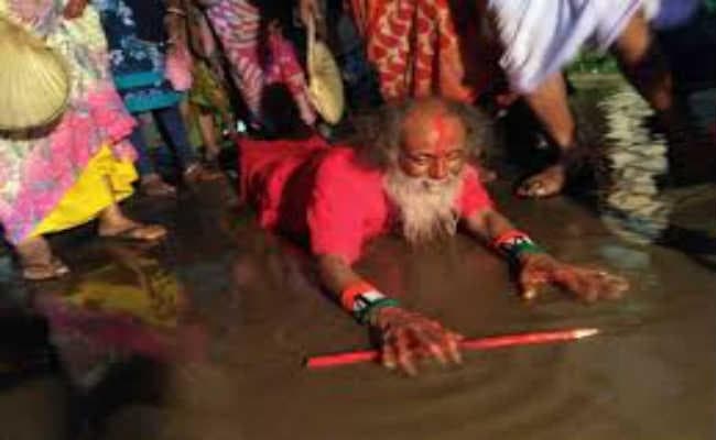 काली पूजा पर मां खड्गेश्वरी मंदिर में उमड़ा जनसैलाब, लगा महाभोग