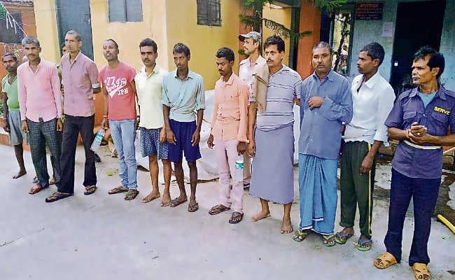 मवेशीचोर को पीट-पीट कर मार डाला, 12 हुए गिरफ्तार