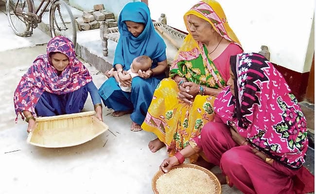 मुस्लिम मुहल्ले में गूंज रहे हैं छठ के गीत, आस्था ने मिटा दी मजहब की दूरी, मन्नत पूरी होने पर शुरू की छठ