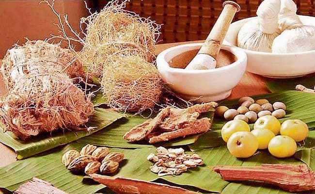 सरकारी अस्पतालों में दो माह बाद होमियोपैथ और आयुर्वेदिक दवाएं