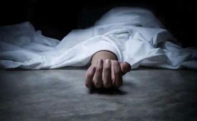 फांसी लगाकर महिला ने दी जान, एक कुत्ता बना मौत की वजह, जानिए कैसे