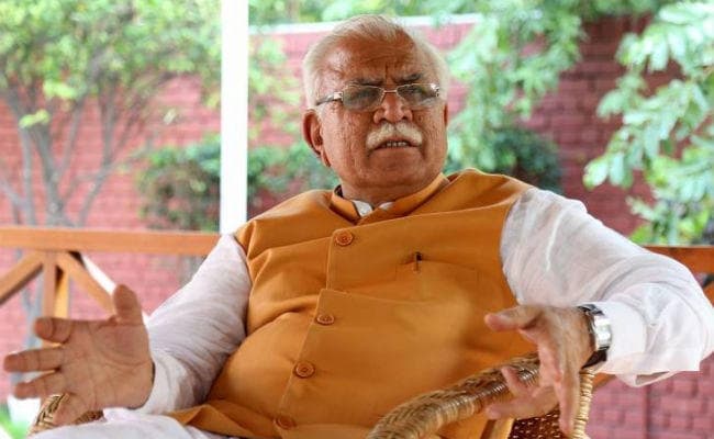 हरियाणा सीएम ने पराली जलाने की सूचना देने वाले को 1000 रुपए इनाम देने की घोषणा की