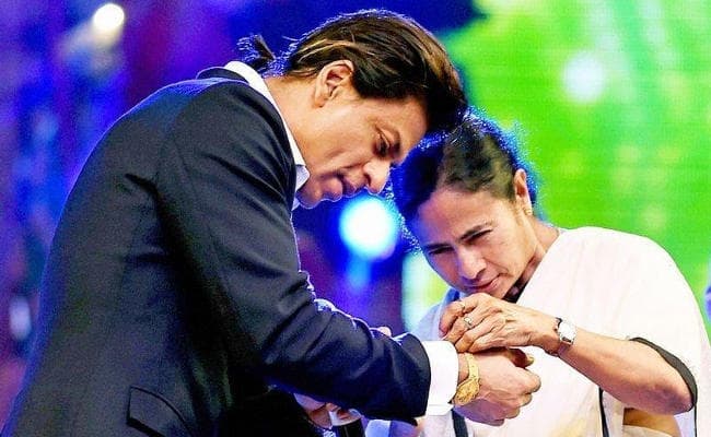 ममता ने शाहरुख खान को दी जन्मदिन की बधाई, फिल्म महोत्सव में शामिल होंगे किंग खान