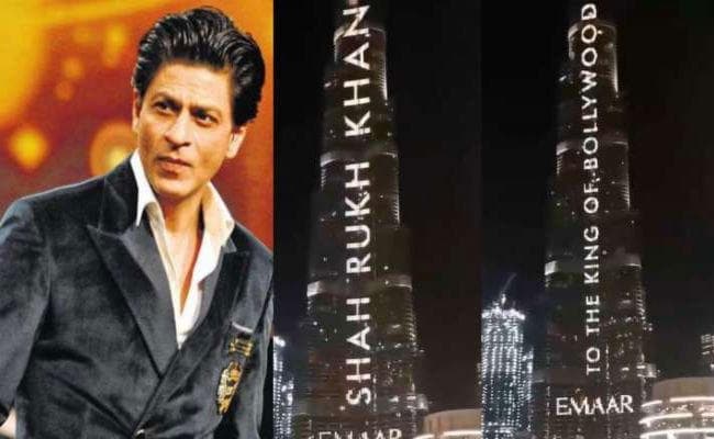 VIDEO: शाहरुख खान के बर्थडे पर उनके नाम से जगमगाया बुर्ज खलीफा