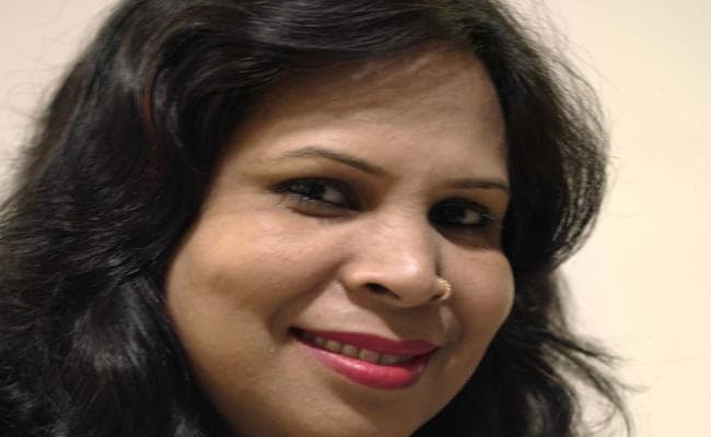 गीत दिमाग से नहीं, दिल से गाइये : इंदु सोनाली