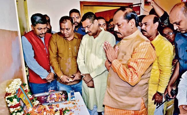 भाजपा के भीष्म पितामह थे कैलाशपति मिश्र : रघुवर दास