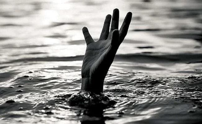 बिहार में छठपूजा के दौरान डूबने से 51 लोगों की मौत