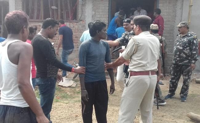 रिटायर्ड रेलवे कर्मी को सनकी पुत्र ने पीट-पीटकर मार डाला