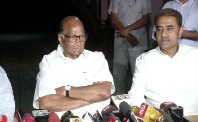 सोनिया से मिले पवार, कहा - विपक्ष में बैठने का मिला जनादेश, नहीं जानता आगे क्या होगा