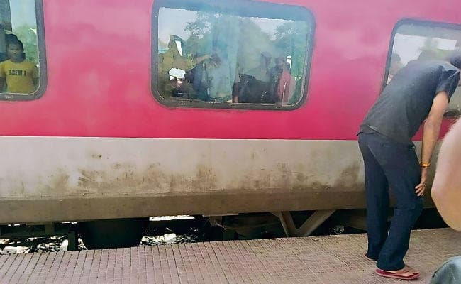 बिहटा : दुर्घटनाग्रस्त होने से बची पटना-कोटा एक्स