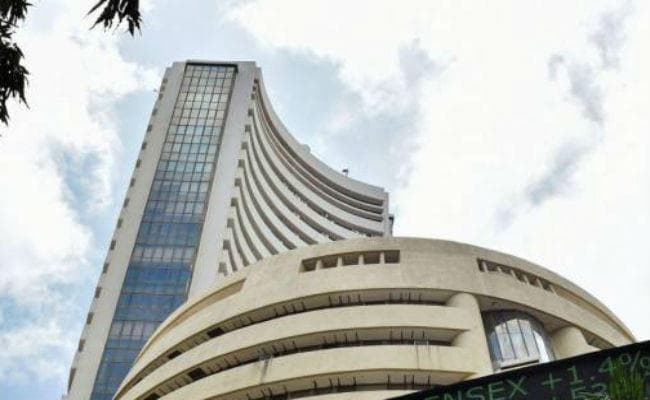 184 अंकों की उछाल के साथ नये रिकॉर्ड स्तर पर सेंसेक्स, निफ्टी भी 12 हजार के पार