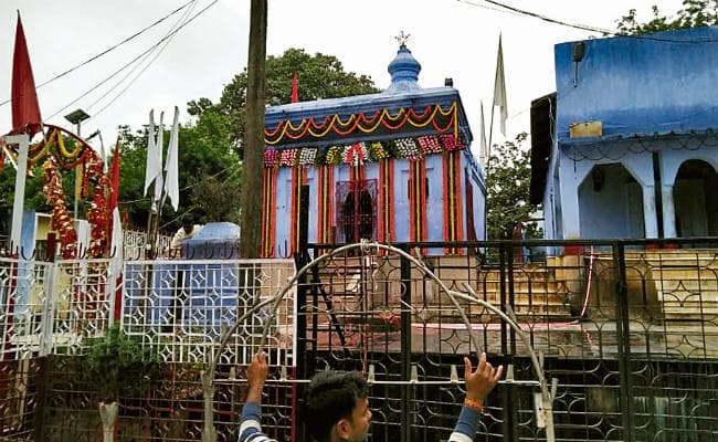 प्रत्येक चुनाव के दौरान अपना दल बदलते रहे हैं लातेहार के विधायक, जानें इस विधानसभा क्षेत्र का लेखा-जोखा