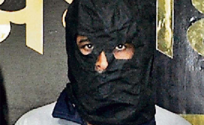 20 बैंकों में डाका डालनेवाला दुमका से गिरफ्तार, बंगाल, बिहार, झारखंड, ओड़िशा व छत्तीसगढ़ पुलिस कर रही थी तलाश