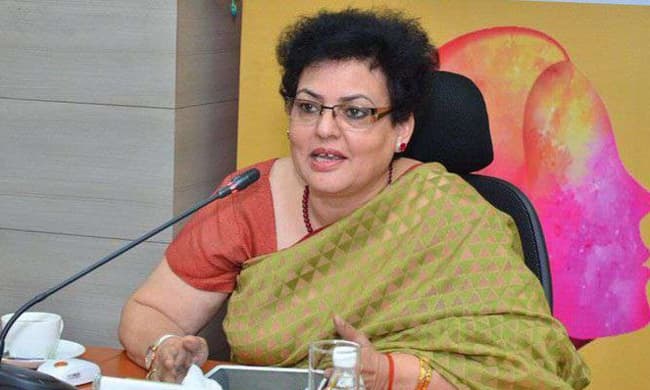 तीस हजारी कोर्ट बवाल: DCP मोनिका भारद्वाज के साथ हुई बदसलूकी पर  महिला आयोग ने लिया संज्ञान