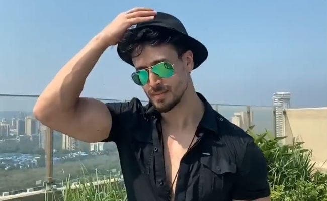 Tiger Shroff का जबरदस्‍त डांस देख क्रेजी हुए फैंस, बोले- जे बात... कड़क टाइगर... VIDEO