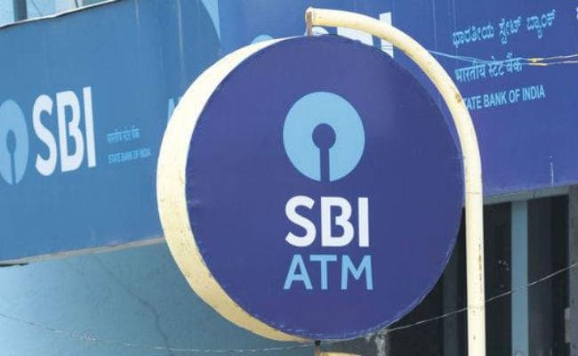 SBI ने जमा दरों की भारी कटौती, MCLR में लगातार सातवीं बार की गयी थोड़ी सी कमी