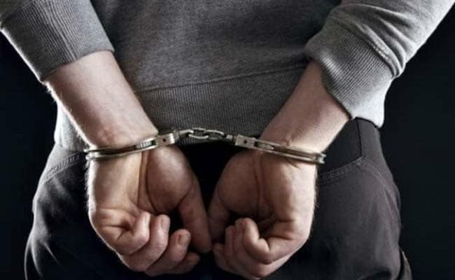छात्राओं ने लगाया शिक्षकों पर अश्लील हरकतें और छेड़खानी करने का आरोप, सभी गिरफ्तार