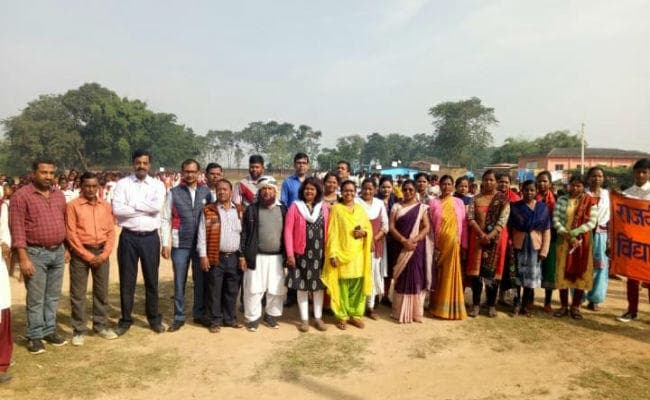 वोट करें, राज्य गढ़ें : गुमला में बोले लोग- वोट मेरा अधिकार है, हम चुने ईमानदार विधायक