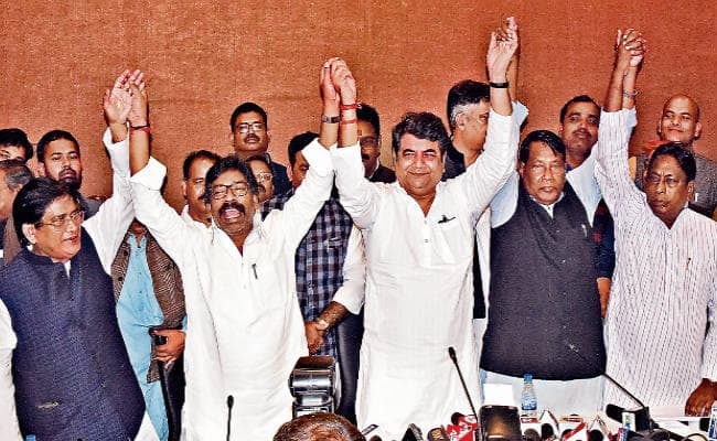 झारखंड विधानसभा चुनाव 2019 : यूपीए में सीटों का बंटवारा, एनडीए में धुंध, जानें पहले फेज में कौन, किस सीट से लड़ेगा चुनाव