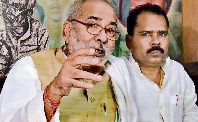 पटना : सरकार के खिलाफ सड़क पर उतरेगा राजद, मान जायेंगे मांझी : रघुवंश प्रसाद सिंह