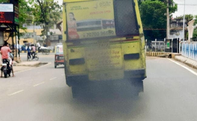 गया और मुजफ्फरपुर में अब नहीं चलेंगी 15 साल से अधिक पुरानी व्यवसायिक गाड़ियां, प्रस्ताव पर कैबिनेट की लगी मुहर