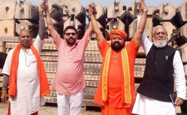 UP में पूरी तरह से शांति का माहौल, कहीं से भी किसी अप्रिय घटना की सूचना नहीं : DGP