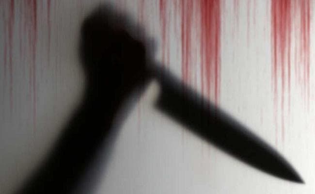 खेत से कद्दू चोरी करने से मना किया, तो भतीजे ने चाकू घोंप की चाचा की हत्या