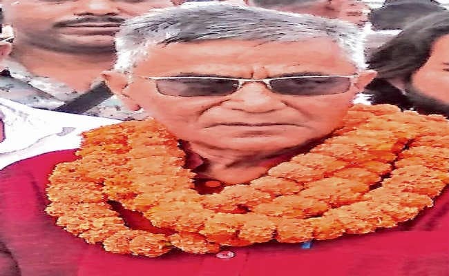 विधायक का सफरनामा : एक अकेला, पर तीन बार बदली पार्टी