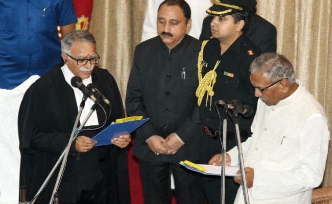 पटना हाईकोर्ट के नये मुख्य न्यायाधीश बने संजय करोल, शपथ ग्रहण समारोह में शामिल हुए मुख्यमंत्री, डिप्टी सीएम