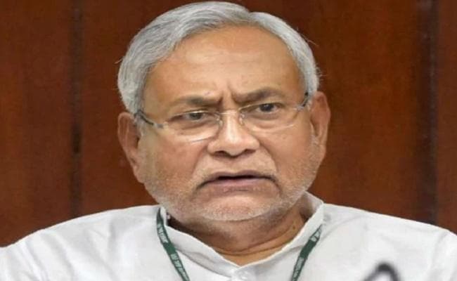 बिहार के मुख्यमंत्री नीतीश कुमार ने पूर्व मुख्य चुनाव आयुक्त टीएन शेषन के निधन पर शोक व्यक्त किया