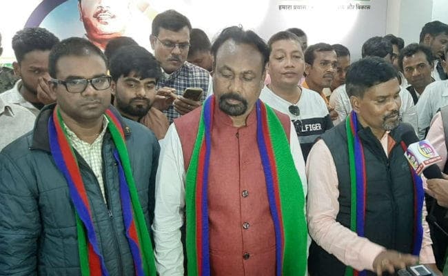 झारखंड विधानसभा चुनाव : AJSU ने जारी की 12 उम्‍मीदवारों की सूची, 4 सीटों पर भाजपा से सीधी टक्‍कर