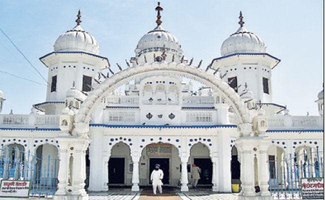 प्रकाश पर्व : मानवता के पुंज गुरु नानक देव जी