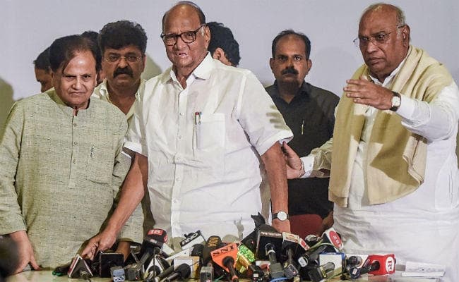 महाराष्ट्र में राष्ट्रपति शासन लागू, कांग्रेस-एनसीपी ने कहा, साझा न्यूनतम कार्यक्रम तय होने तक अंतिम फैसला नहीं