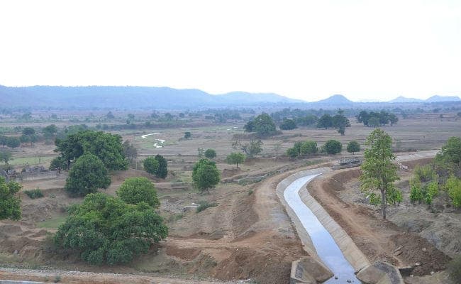 किसानों के मुददे : गुमला जिले में करोड़ों रुपये के जलाशय, फिर भी खेत सूखे