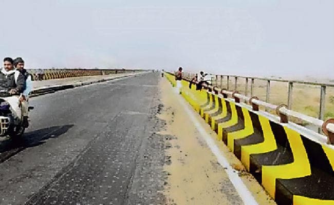 बिहार में तीन मेगा पुल परियोजनाओं के एप्रोच रोड का काम अगले महीने होगा पूरा