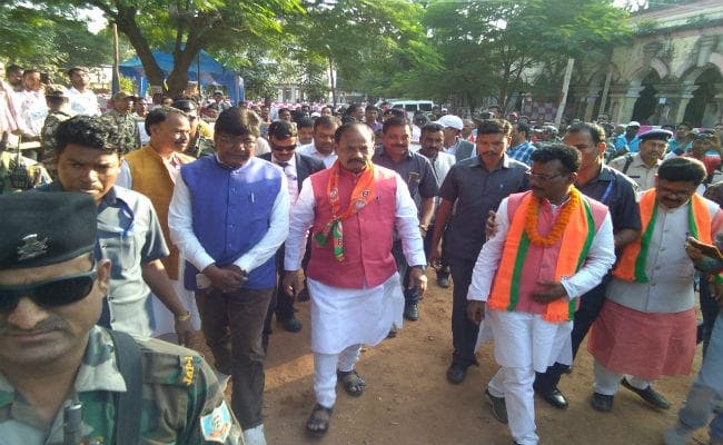 गुमला में बोले रघुवर दास - मिलावटी खाना व मिलावटी सरकार जनता को पसंद नहीं