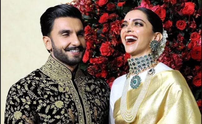 #deepveeranniversary : पहली मुलाकात से लेकर शादी तक, ऐसी है दीपिका-रणवीर की प्रेम कहानी