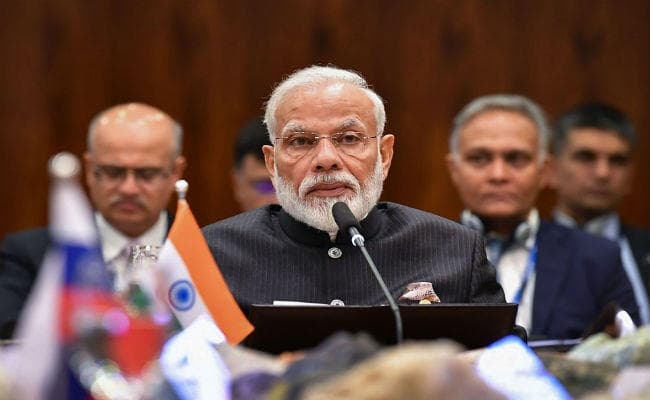 BRICS में बोले PM मोदी- आतंकवाद के कारण विश्व अर्थव्यवस्था को 1,000 अरब डॉलर का नुकसान