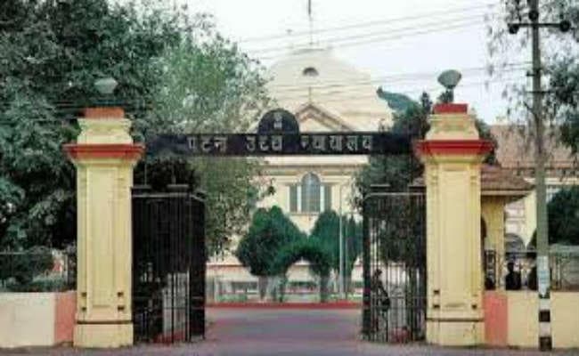 11,880 सिपाही भर्ती मामला : होमगार्ड्स के आरक्षित सीट से कम सीट उपलब्ध कराने पर सरकार से जवाब तलब