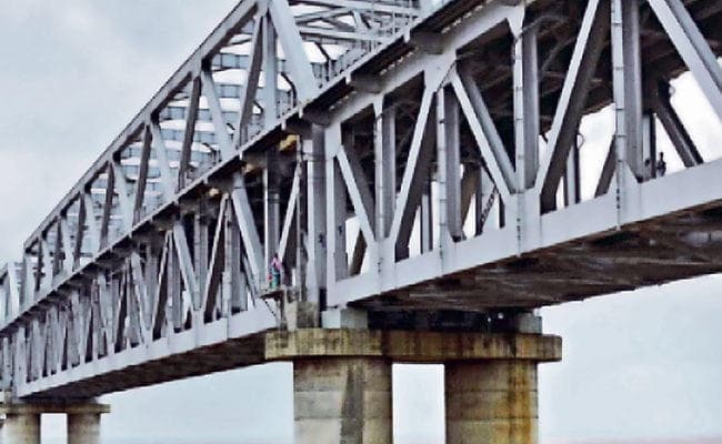 राहत : जेपी सेतु से अब रात में पार हो सकेंगे भारी वाहन