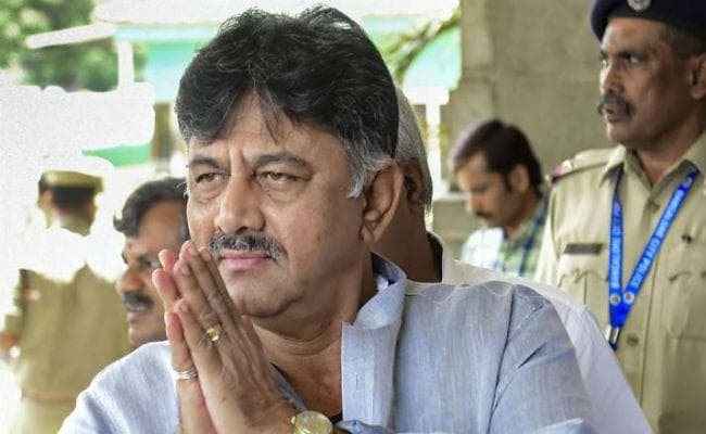 सुप्रीम कोर्ट ने मनी लांड्रिंग मामले में डीके  शिवकुमार की जमानत के खिलाफ ईडी की याचिका खारिज की