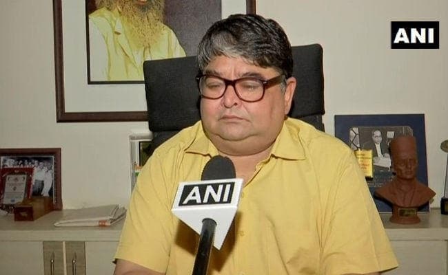 शिवसेना के नये ठिकाने पर बोले सावरकर के पोते- उम्मीद है उद्धव हिंदुत्व विचारधारा नहीं छोड़ेंगे