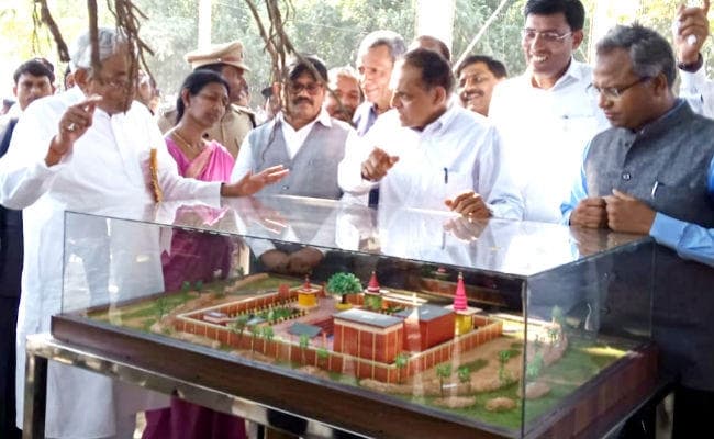 चंपारण की तरह टीकापट्टी में बापू की धरोहर संरक्षित की जायेगी  : नीतीश कुमार